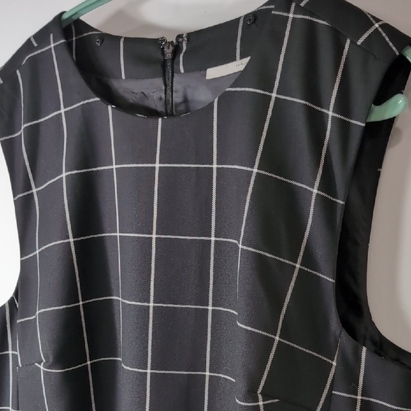 Halogen | Black and White Sheath Grid Patterned Midi Dress Size L - Picture 3 of 7